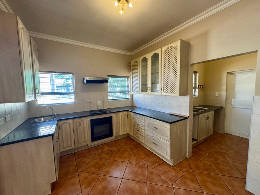 4 Bedroom Property for Sale in Caribbean Beach Club North West